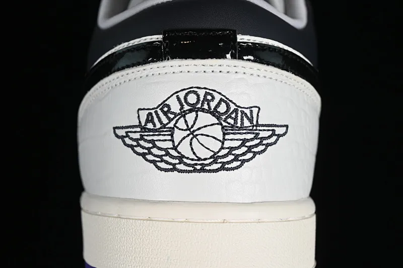 All categories Air Jordan Jordan series basketball shoes Air Jordan 1 Low Air Jordan 1 Low "Purple" AJ1 Joe 1 white black purple low-top cultural casual sneakers HF5759-101